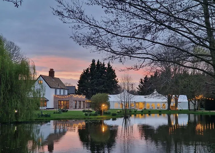 The Manor At Minstrel Court With Hot Tub