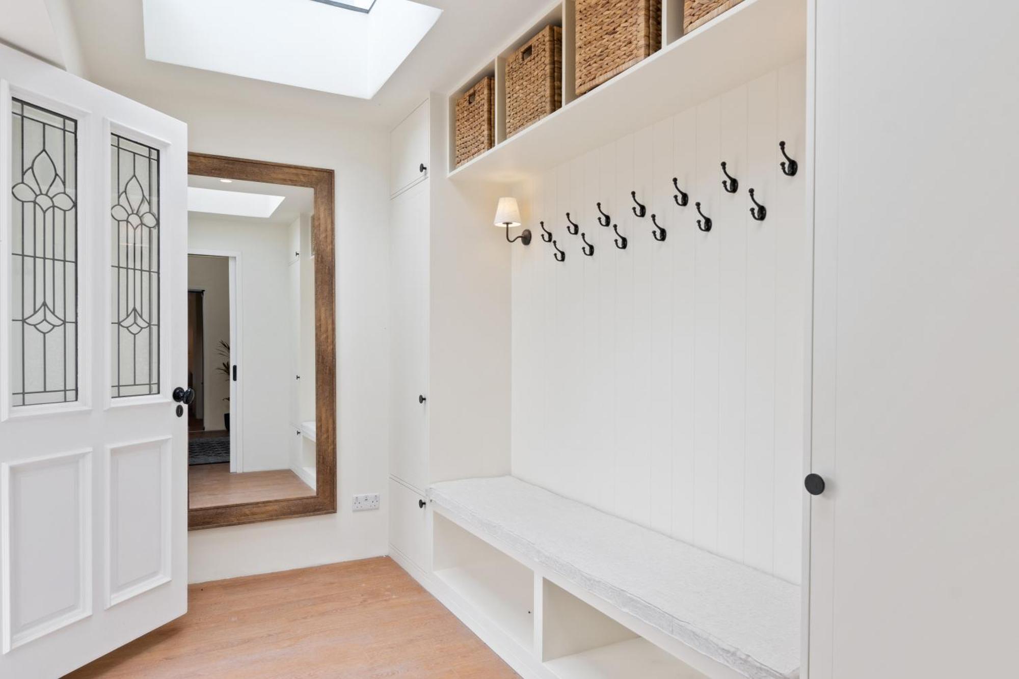 The Manor At Minstrel Court With Hot Tub Villa