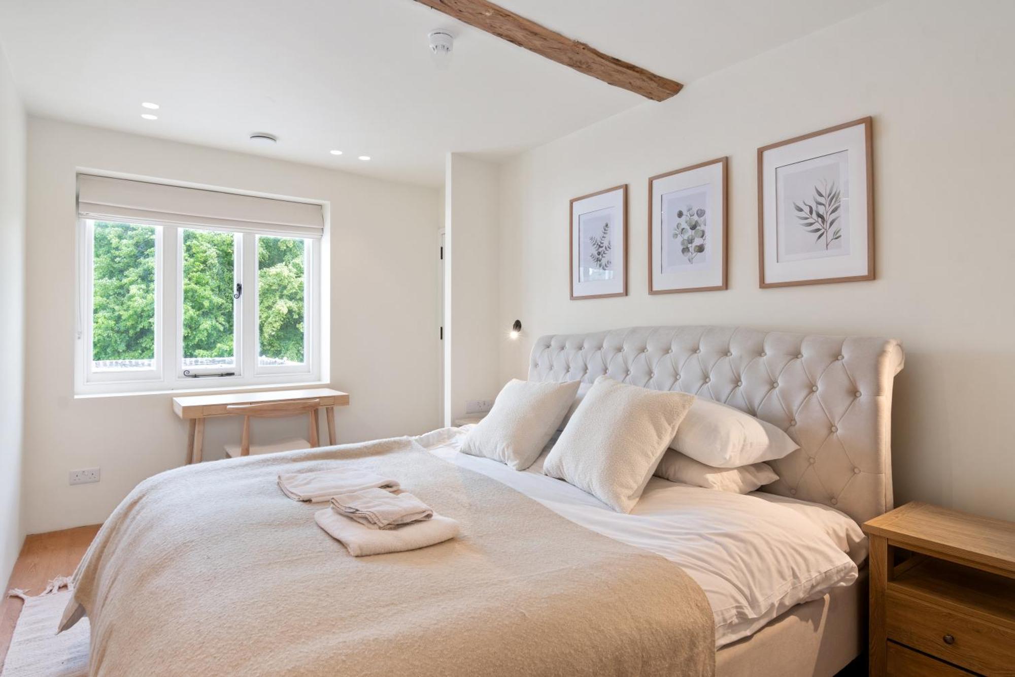 The Manor At Minstrel Court With Hot Tub Villa *