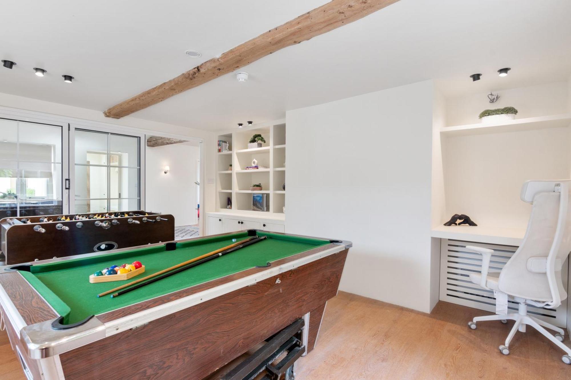 The Manor At Minstrel Court With Hot Tub Villa CBG
